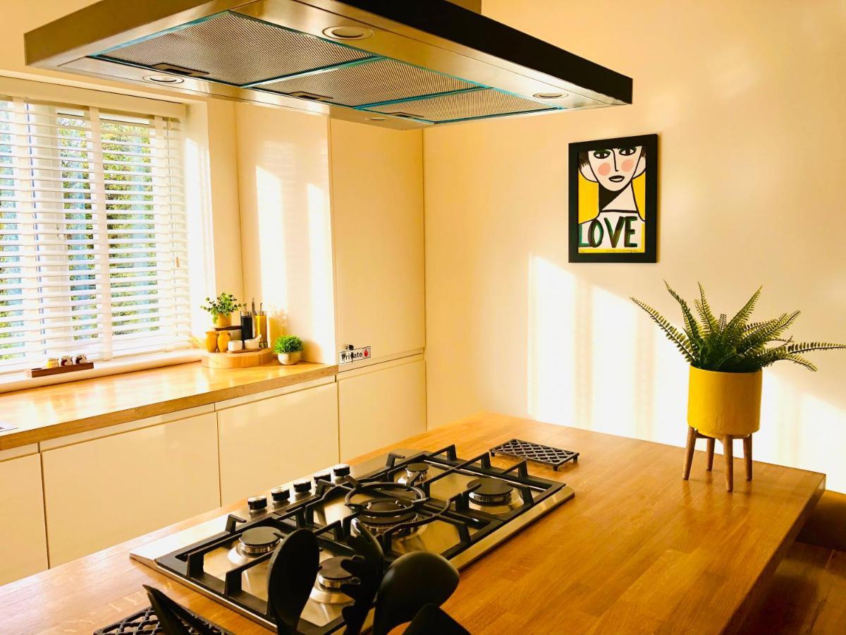 The Duplex Margate With Deck & Living Space Air Conditioning מראה חיצוני תמונה